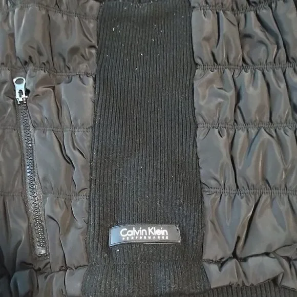 Calvin Klein Performance Vest - Picture 4 of 6